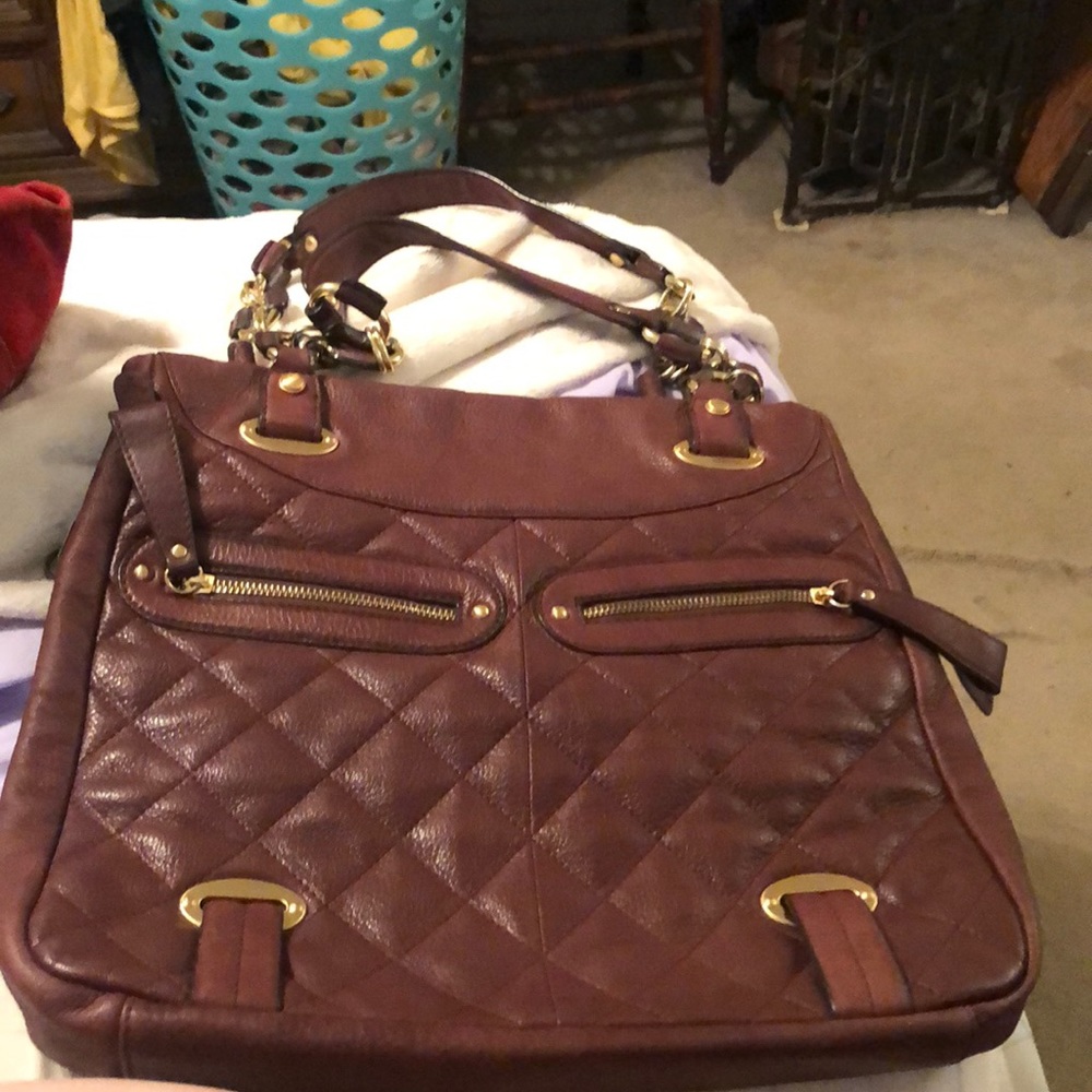 B Makowsky 100% leather